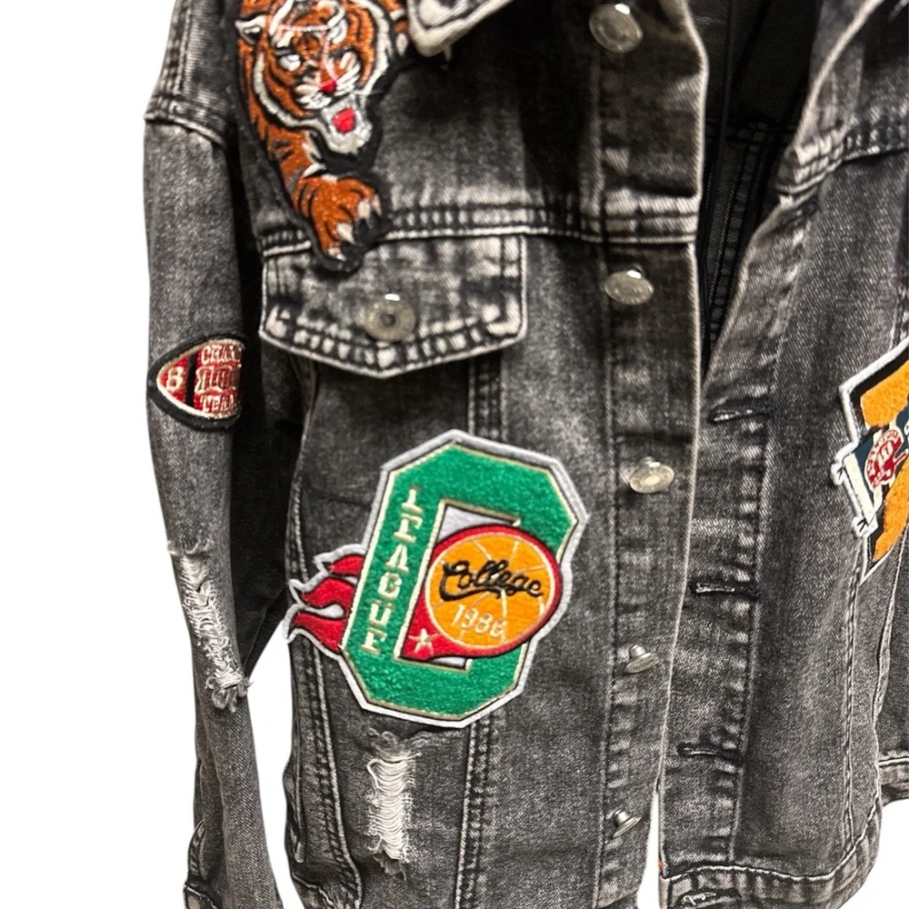 SHEIN Stylish Kids Denim Jacket with Patches - Black